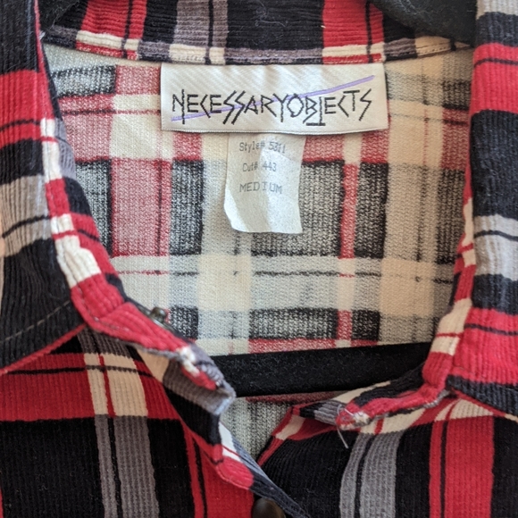 Vintage Grandpa chic cordoroy button down - Picture 3 of 7